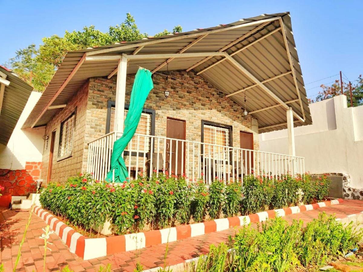 Sunshine Resort ปูเน่ ภายนอก รูปภาพ