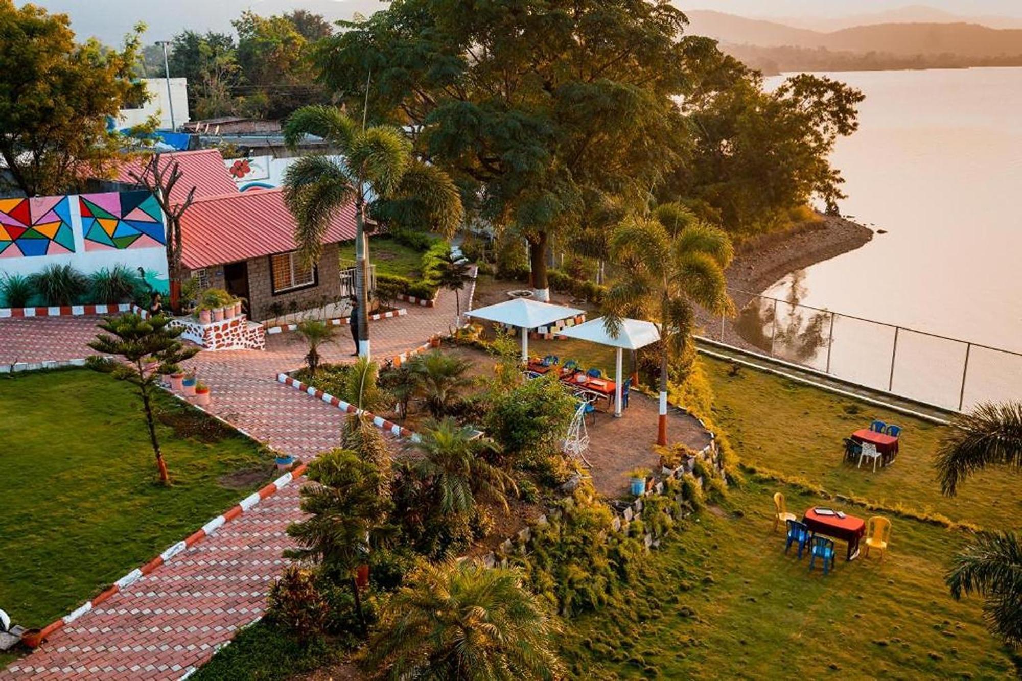 Sunshine Resort ปูเน่ ภายนอก รูปภาพ