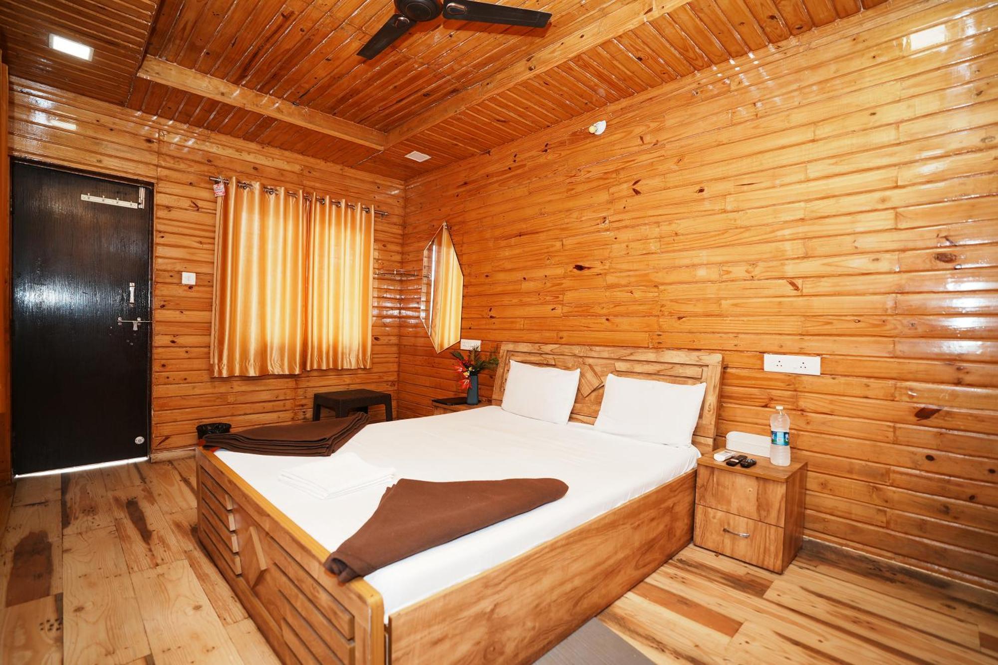 Sunshine Resort ปูเน่ ภายนอก รูปภาพ